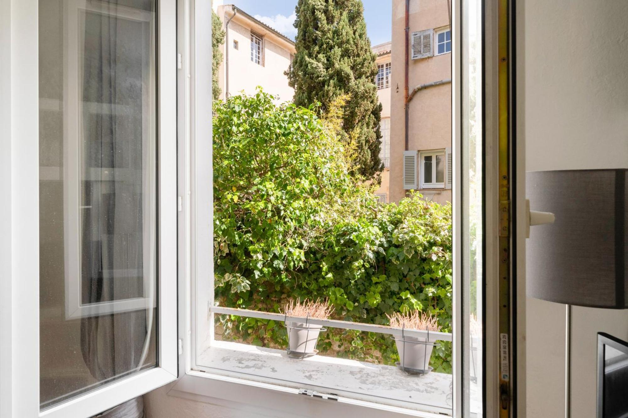 Studio - Coeur D'Aix En Provence - Calme - Sans Vis-A-Vis Aix-en-Provence Exterior photo